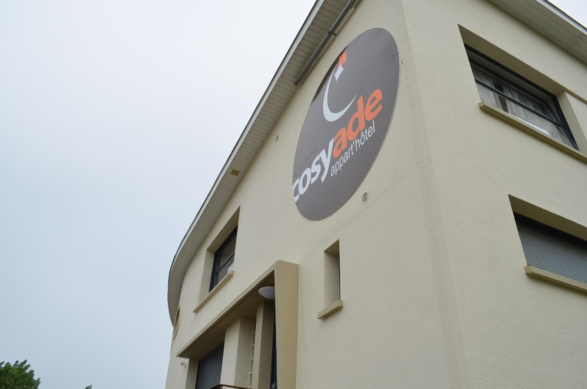 Residence Cosyade Equipee D'Un Parking Prive Gratuit Bourbourg Exterior foto